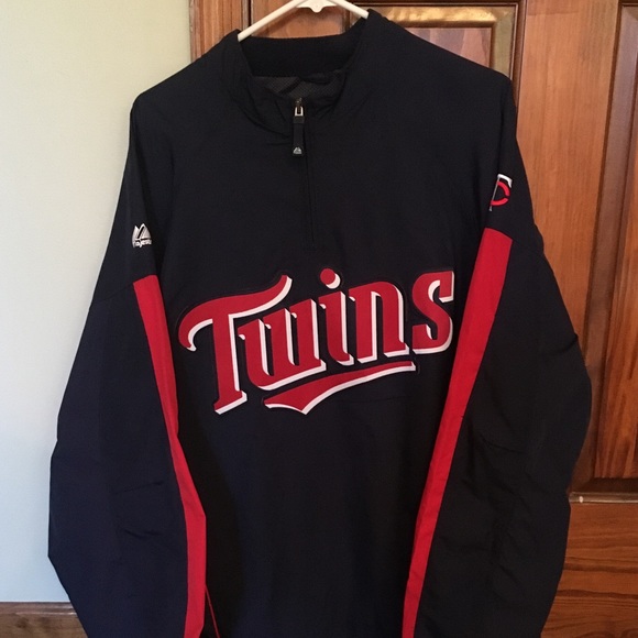 MN Twins pullover - Picture 1 of 3